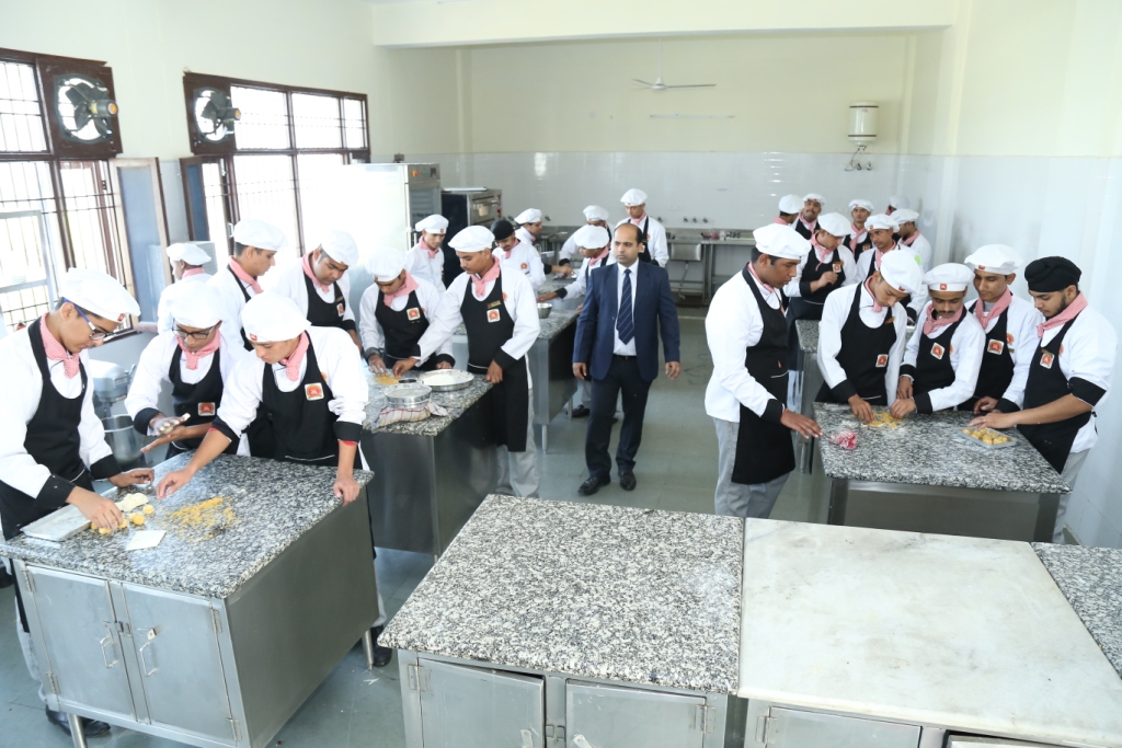 Quantity Food Kitchen (QFK)